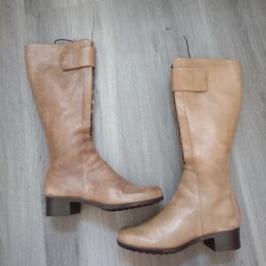 Calvin Klein Relle Women's Tan Leather Lace Up Winter Boots Sz 7.5